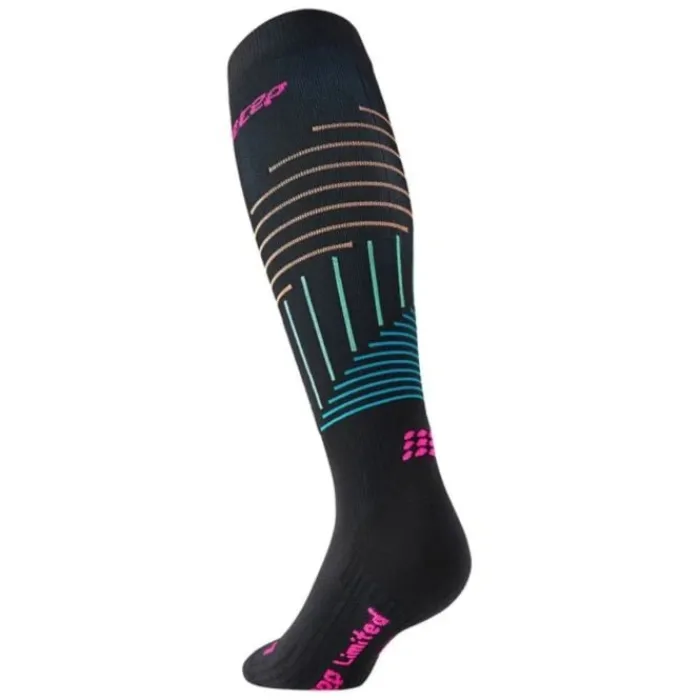 CEP Socks | Running Socks^The Run Limited Compression Black