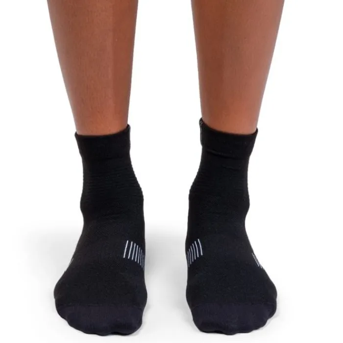 On Socks | Running Socks^Ultralight Mid Sock Black