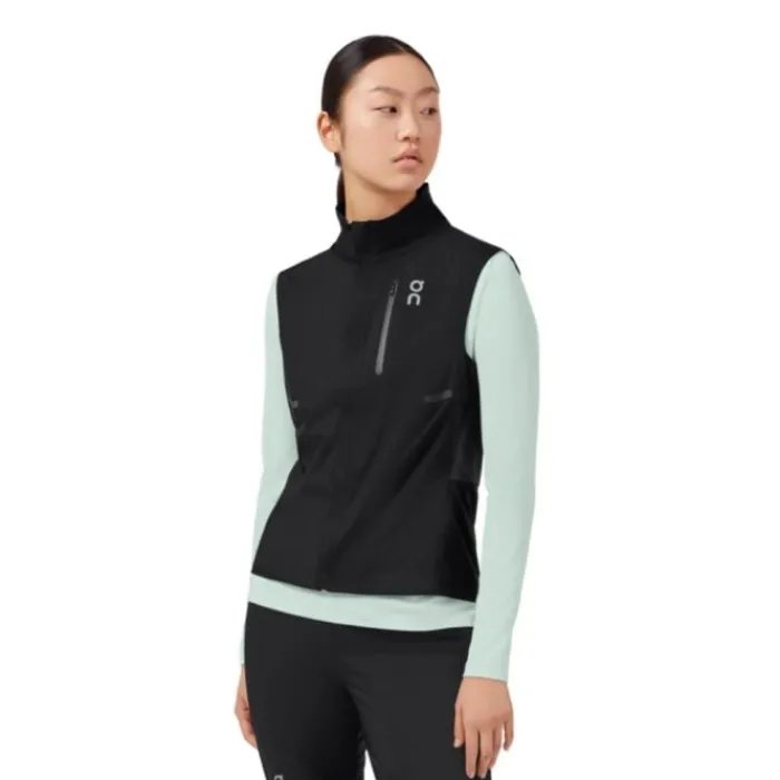 On Running Vests^Weather Vest